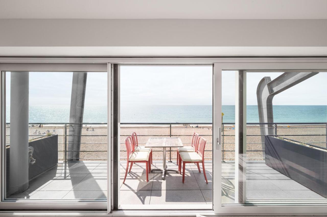 Lancing Beach Apartment. Luaran gambar