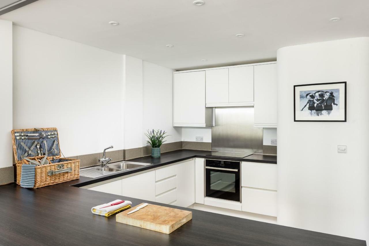 Lancing Beach Apartment. Luaran gambar