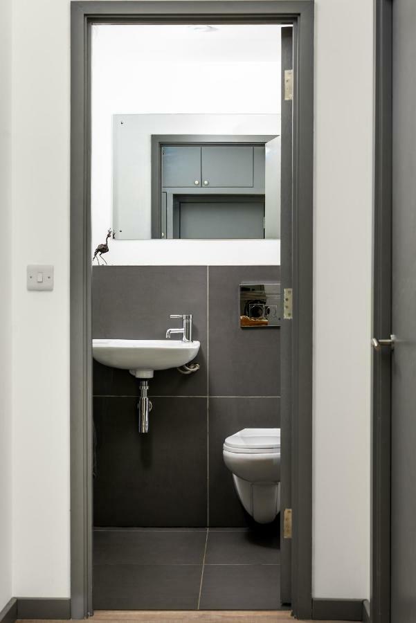 Lancing Beach Apartment. Luaran gambar